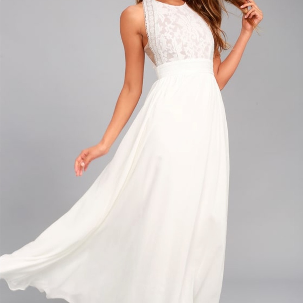 Lulu’s Forever And Always Lace Maxi Dress